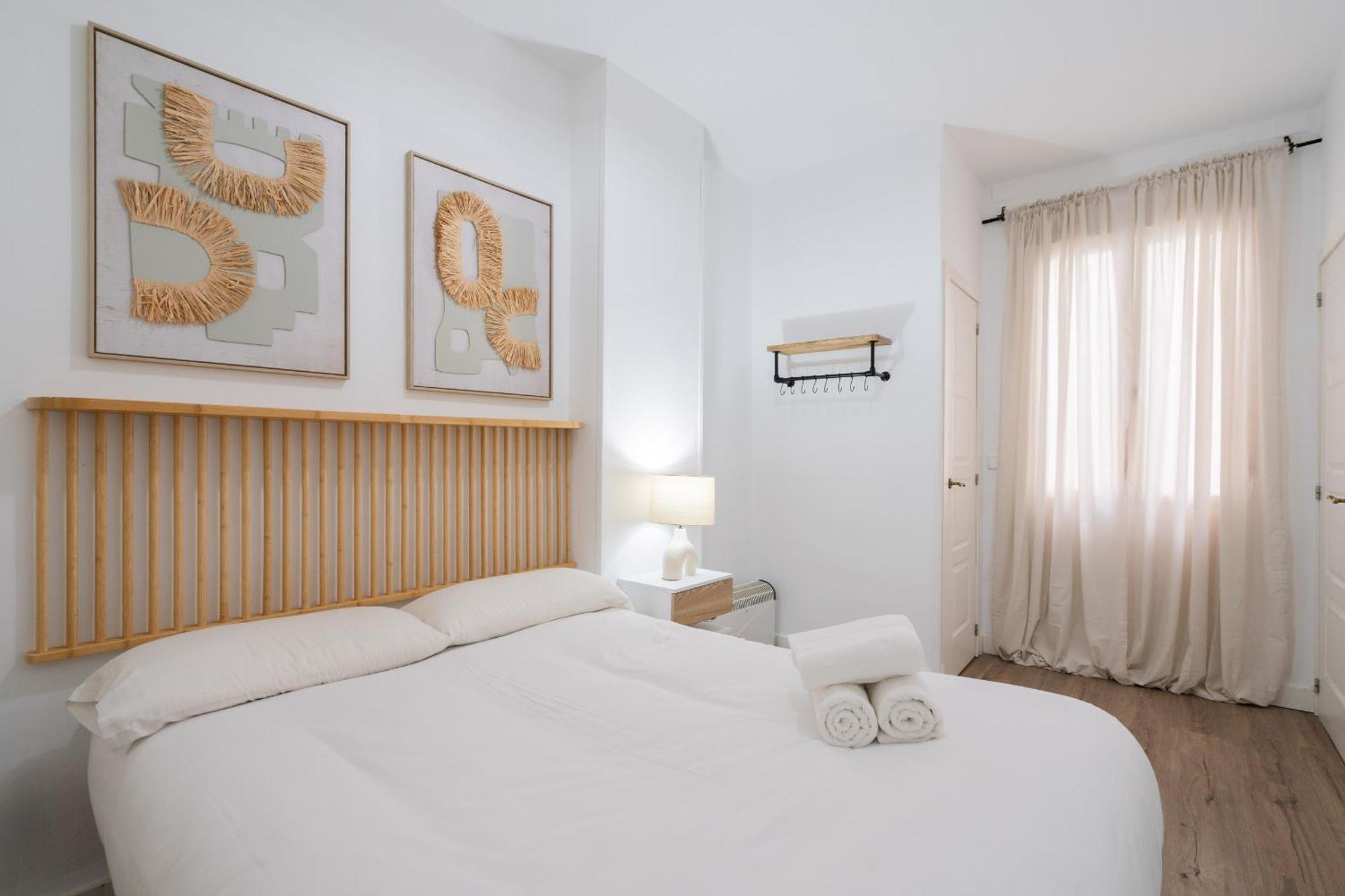 Apartamento En Chueca Para 4 Personas Alquiler Temporal Мадрид Екстериор снимка