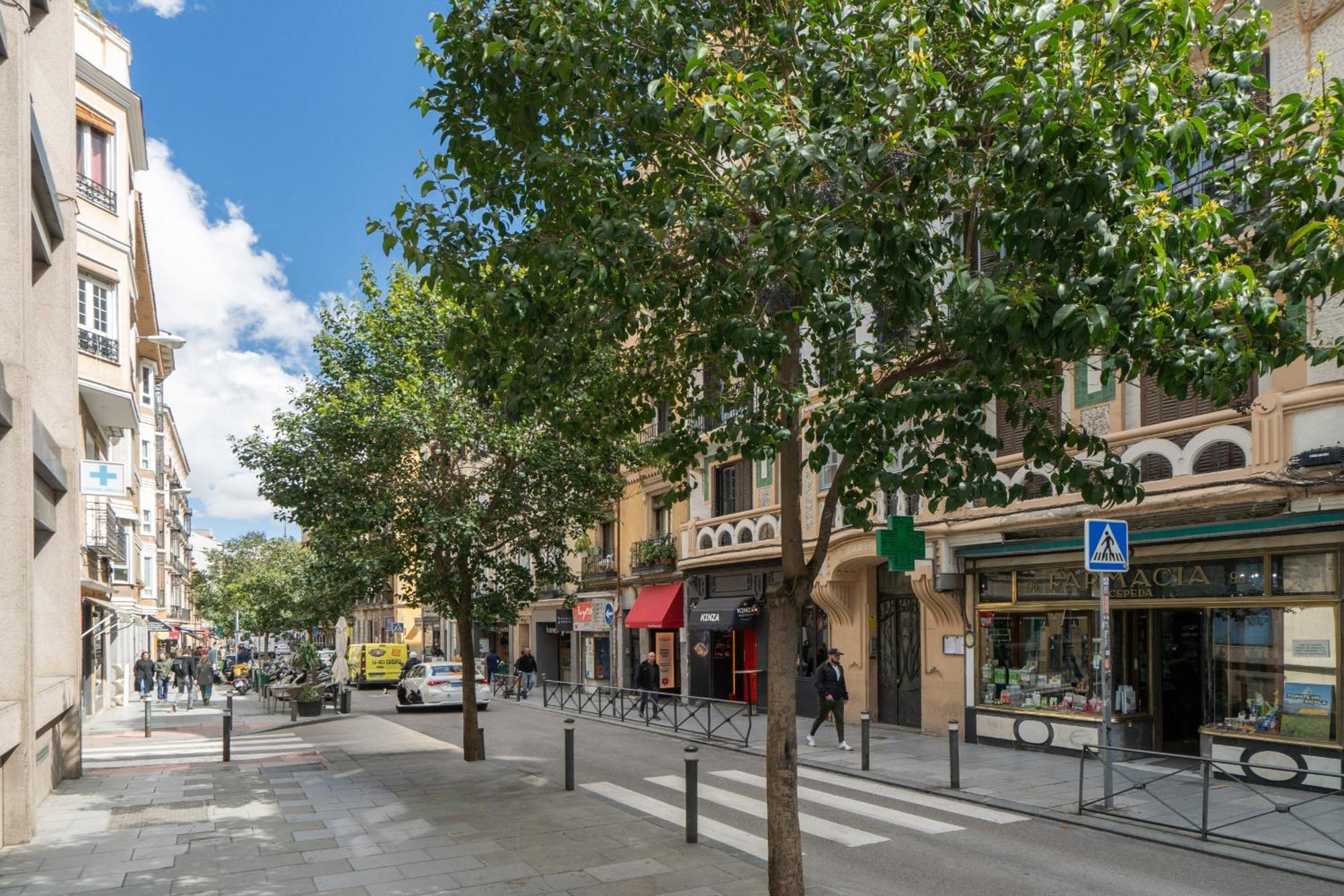 Apartamento En Chueca Para 4 Personas Alquiler Temporal Мадрид Екстериор снимка